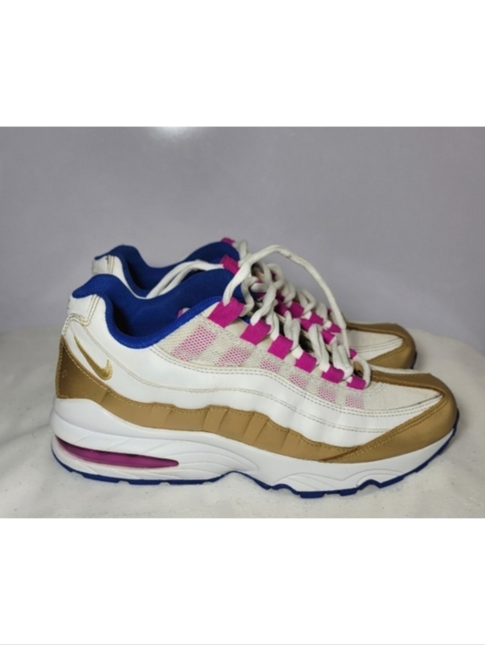 Nike Size 5.5Y Air Max 95 LE (PB&J) sneakers.